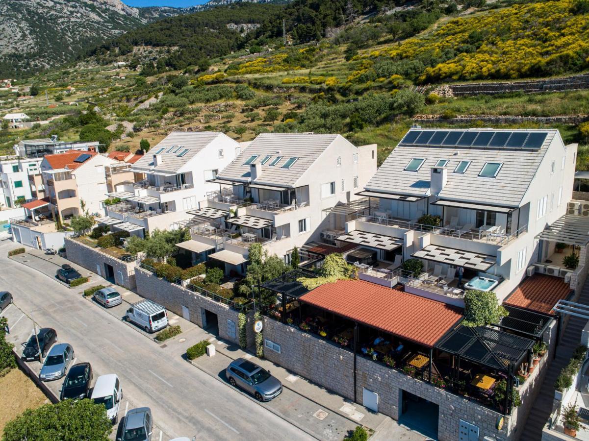 Apartments Villa Azzurra Bol Exterior photo