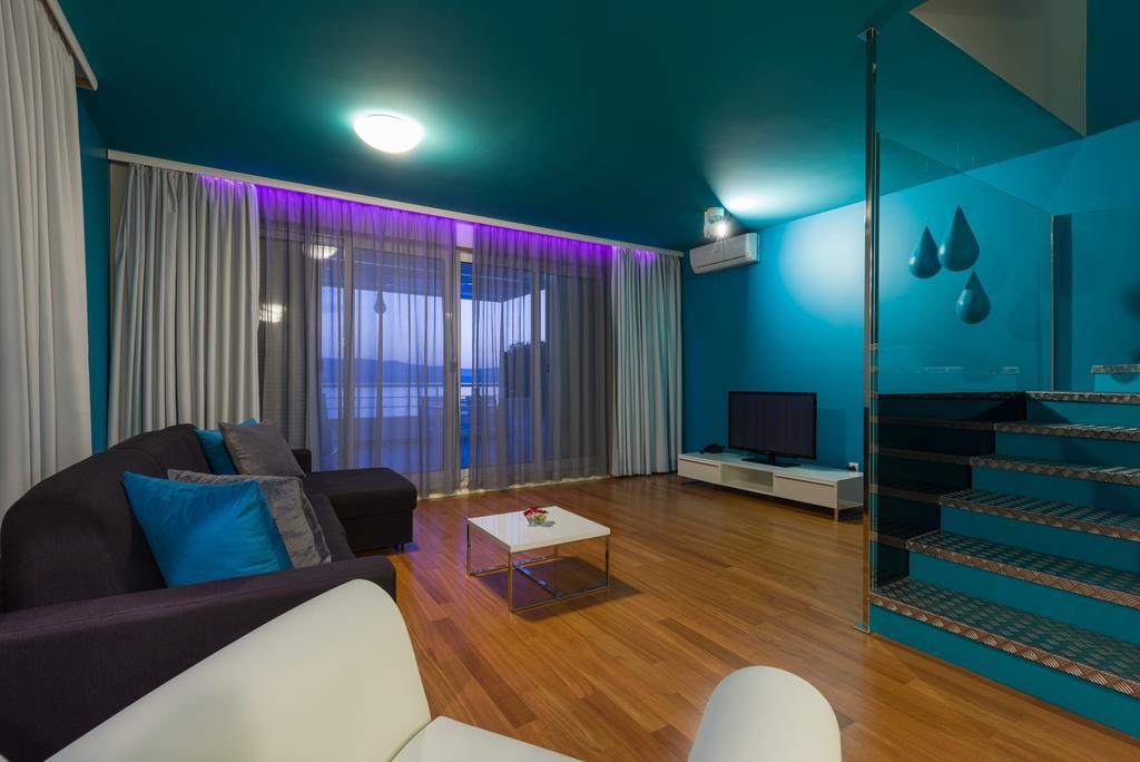 Apartments Villa Azzurra Bol Exterior photo
